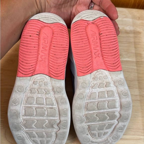 Nike Air Max Bolt Girl’s sneakers athletic shoes - Picture 11 of 14